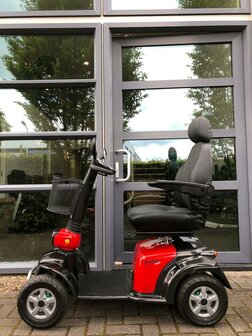 Splinternieuwe vierwielscootmobiel | Primo | Life & Mobility