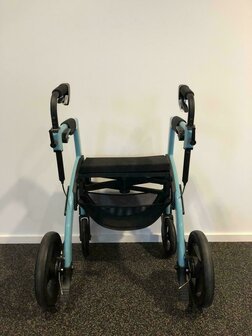 Rollz Motion opvouwbare rolstoel en rollator huren | € 5,-