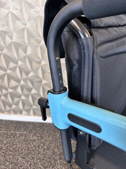 Rollz Motion 2.1 - Rolstoel en Rollator in &eacute;&eacute;n | Ideale reispartner | Lichtgewicht