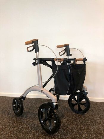 voorraad helpen werkgelegenheid Saljol aluminium Lichtgewicht rollator, Grote zachte wielen - Zorgbroeder