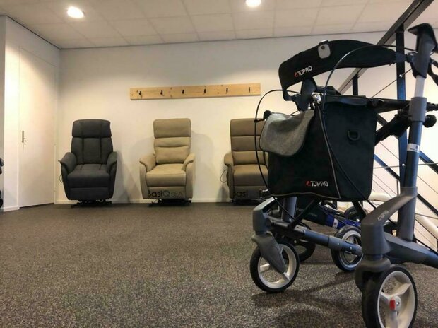 Rollz Motion opvouwbare rolstoel en rollator | Goedkoop huren