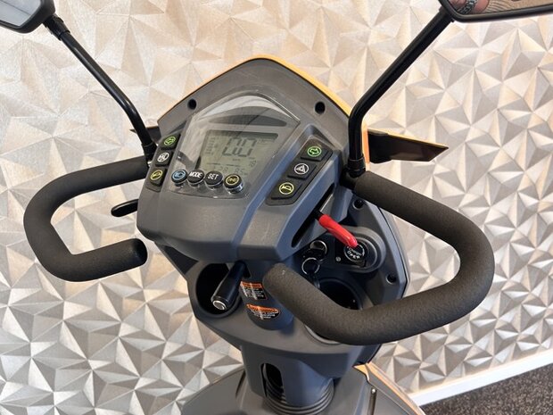Driewiel Scootmobiel | Travelux Infineon | Splinternieuw